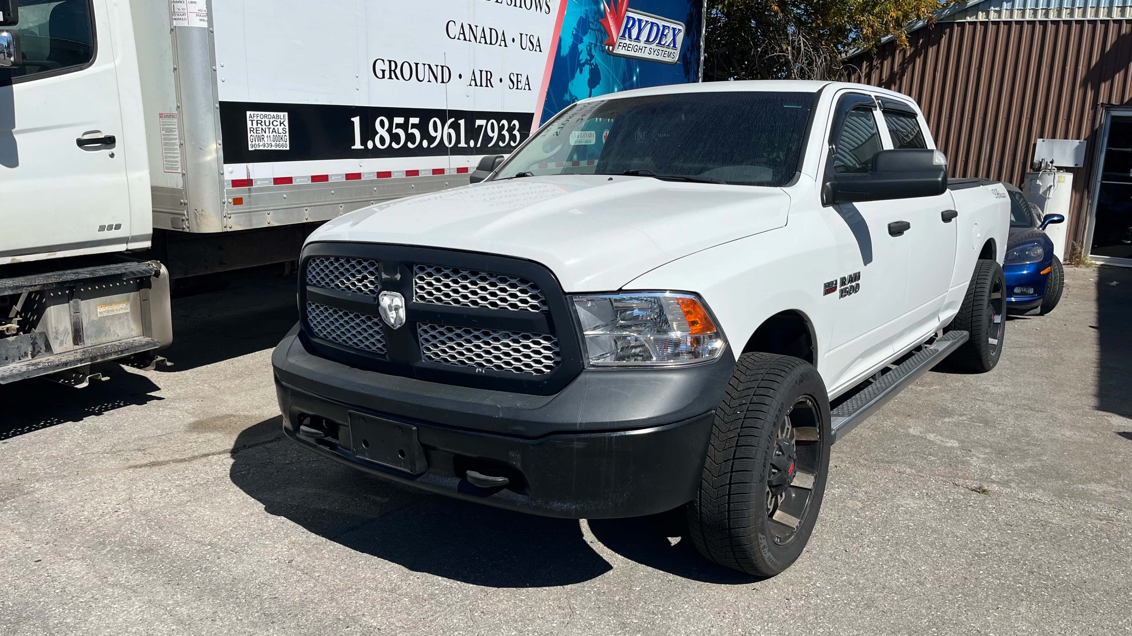 2018 RAM 1500 ST 4X4 - Thumbnail 2