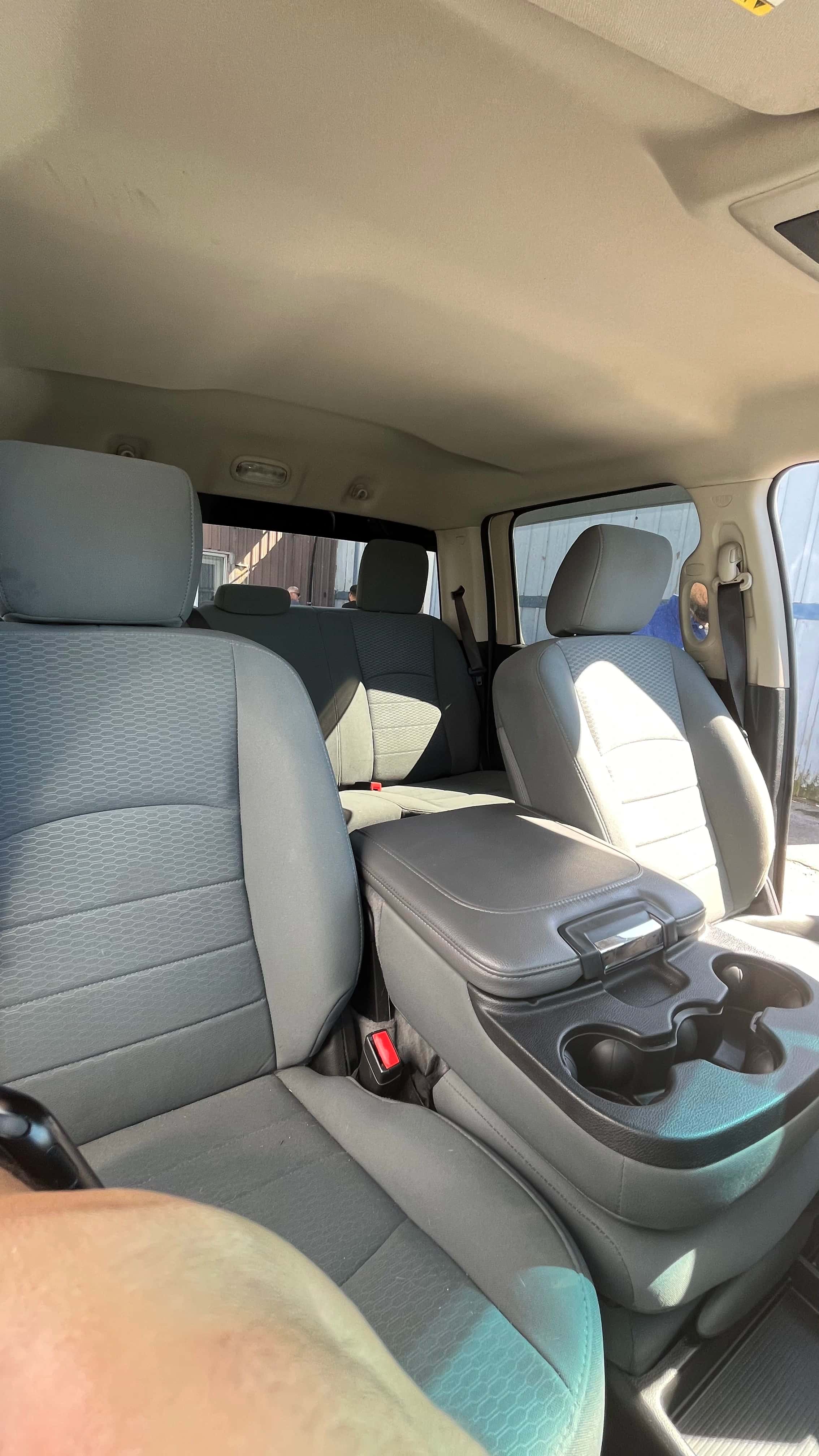 2018 RAM 1500 ST 4X4 - Thumbnail 14